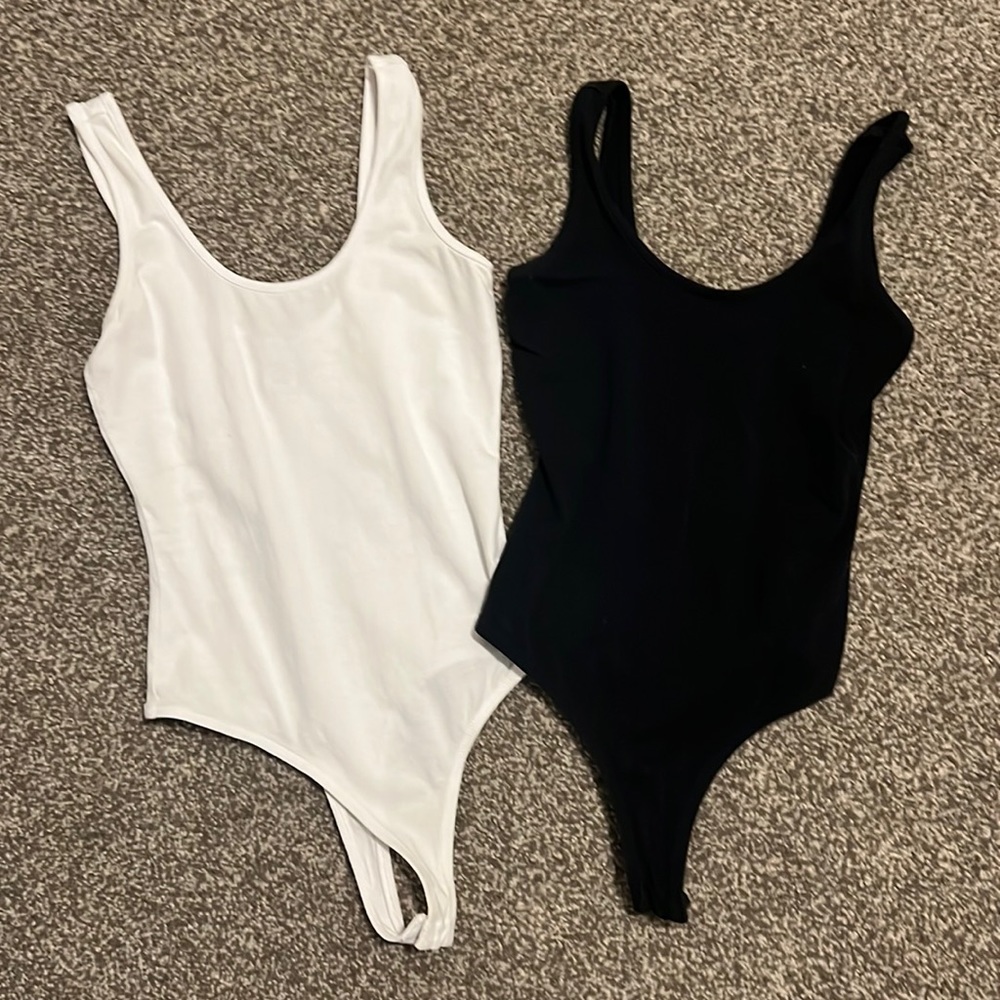 Body suit cotton tank tops thong snap closure black and white both size small
